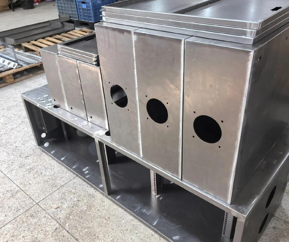 钣金加工钣_钣金机箱_冲压折弯­_品质保障_选苏州君胤